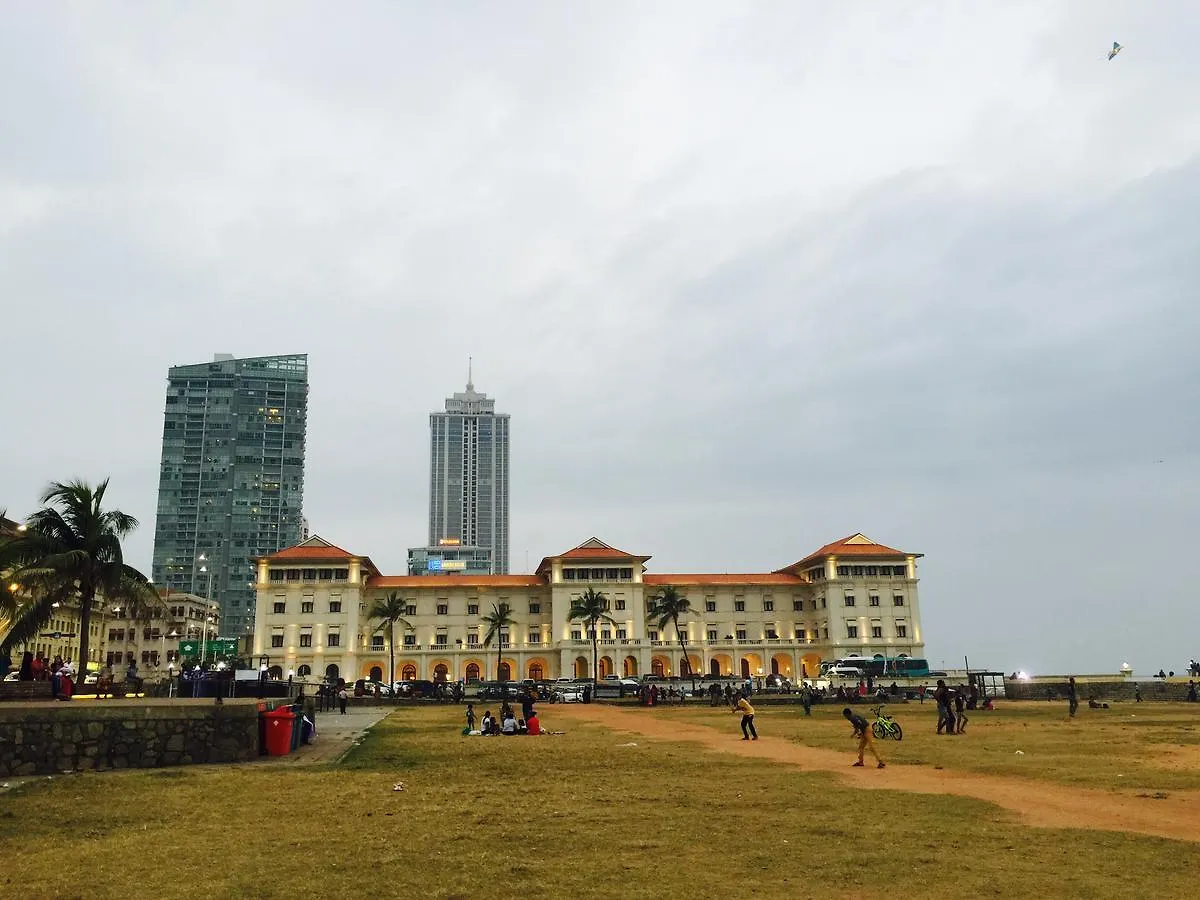 Colombo Downtown Monkey Backpackers Hostel